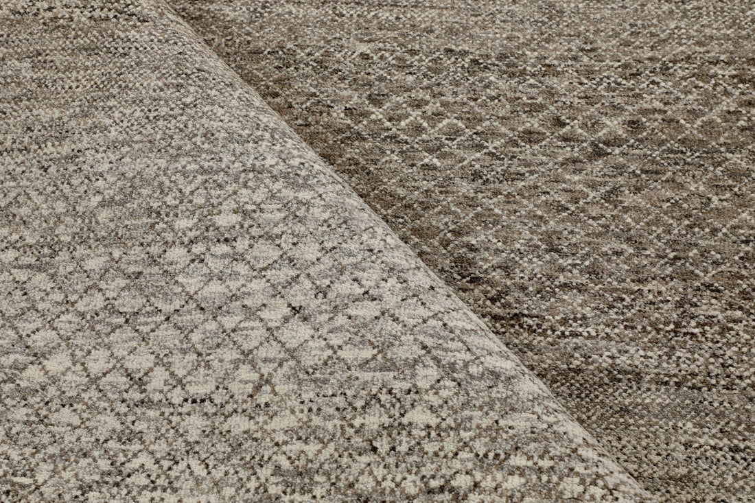 Lattice banding