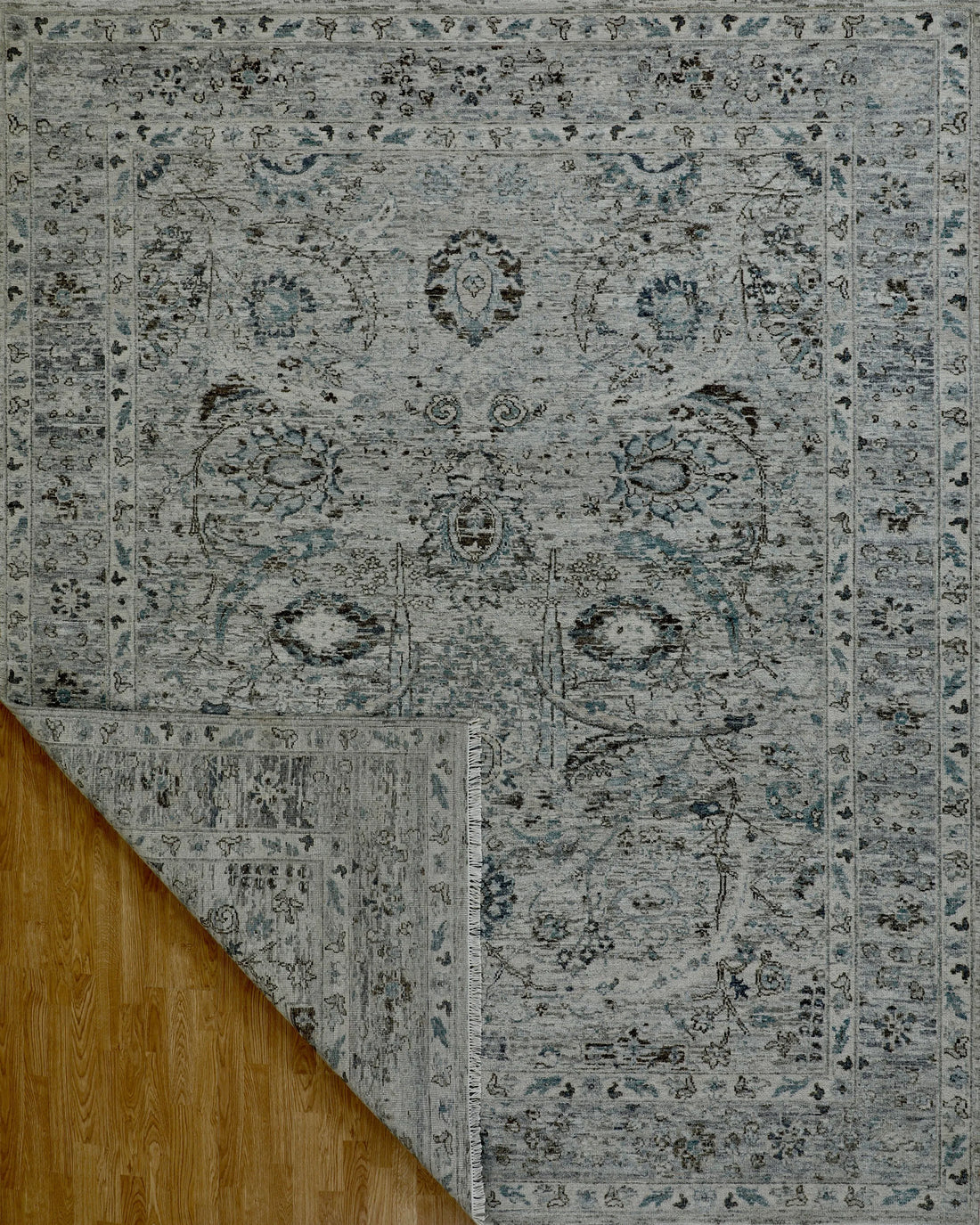 Vyanika Rug – TO-122