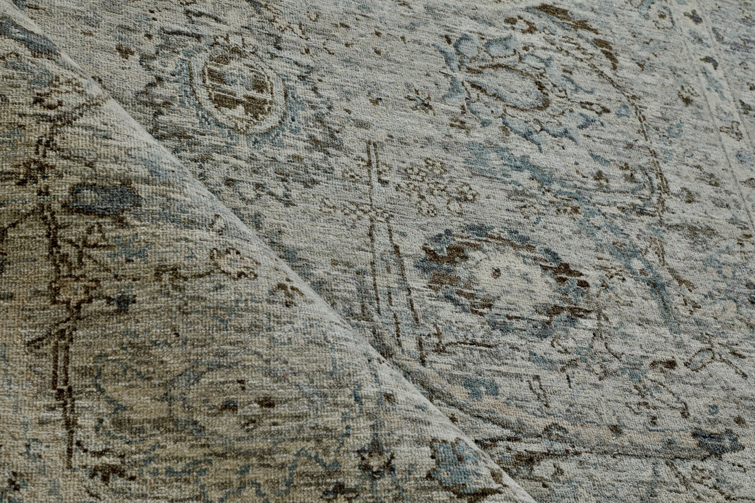 Vyanika Rug – TO-122